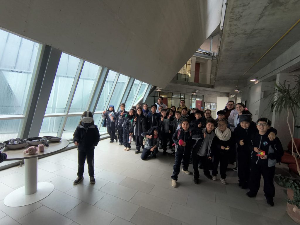 Alumnos de escuela de Huilquilemu tuvieron valiosa experiencia en nuestra universidad